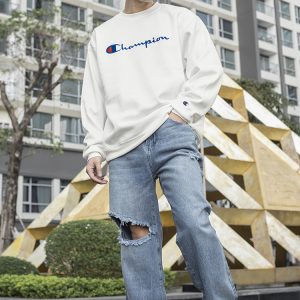 Distressed Baggy Jeans In Mid Wash Blue